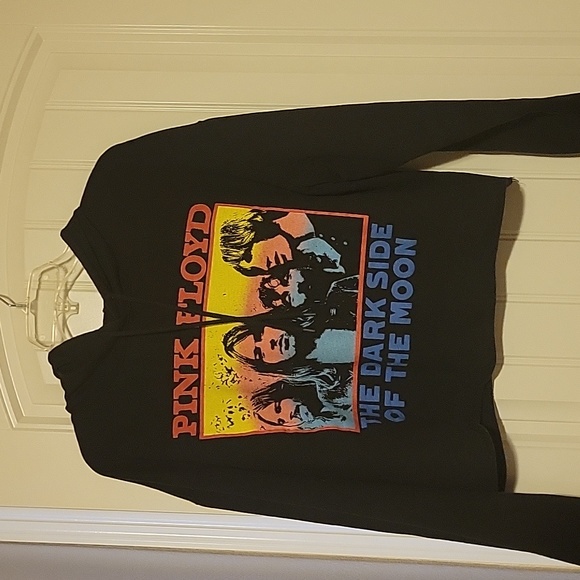 Pink Floyd Tops - Pink Floyd crop sweatshirt.  Size XXL. Great condition